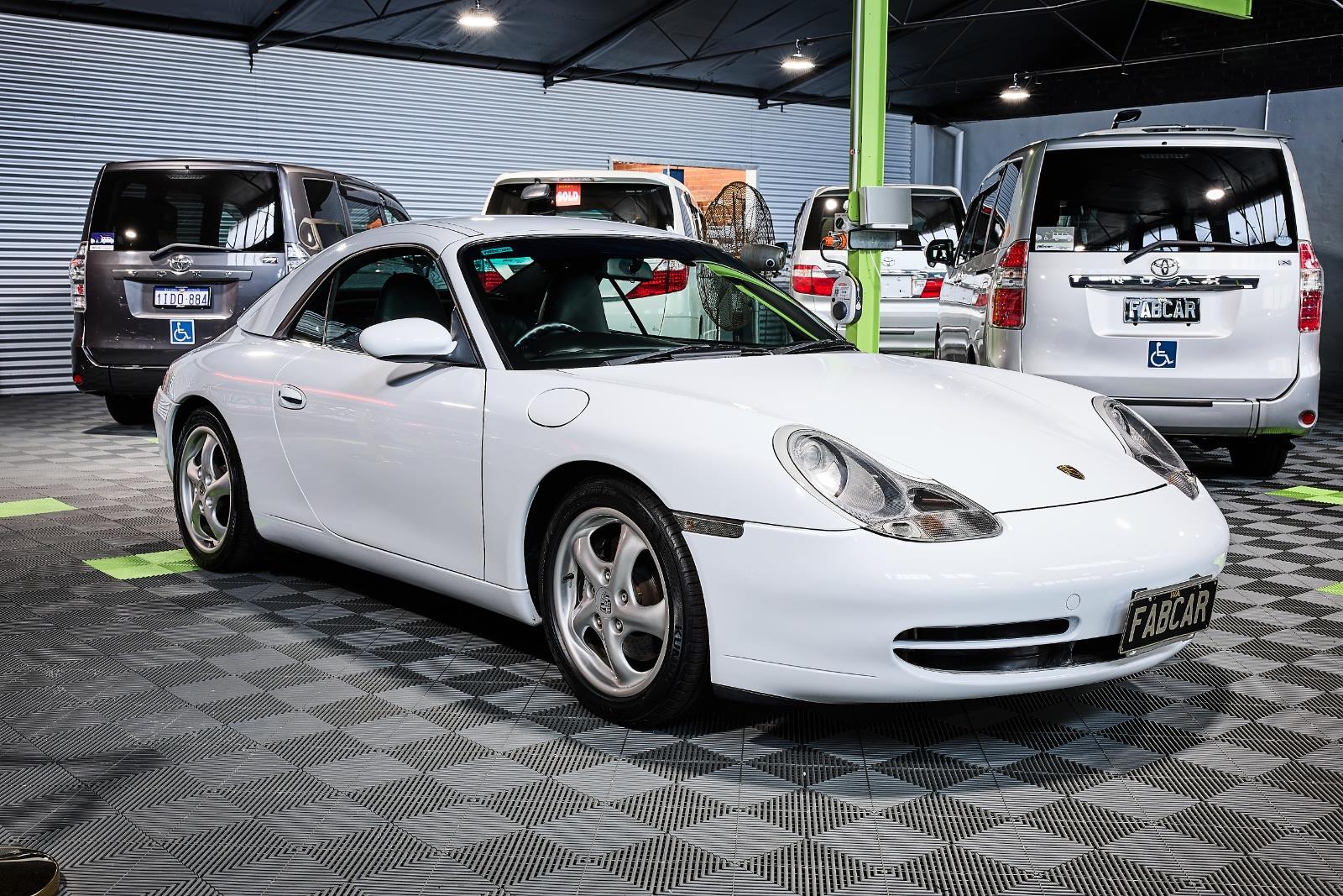 1999 Porsche 996 911 Carrera 4