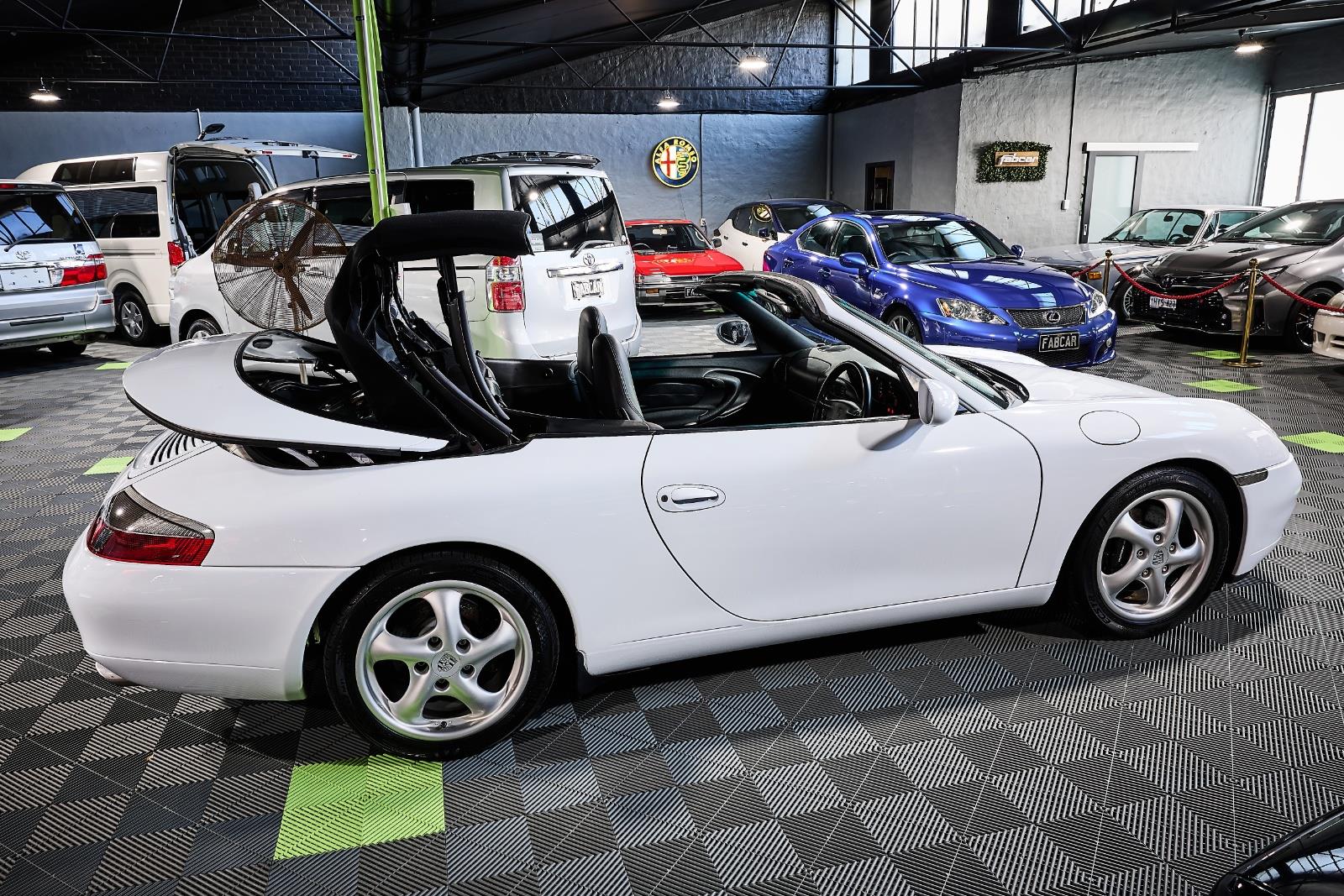 1999 Porsche 996 911 Carrera 4