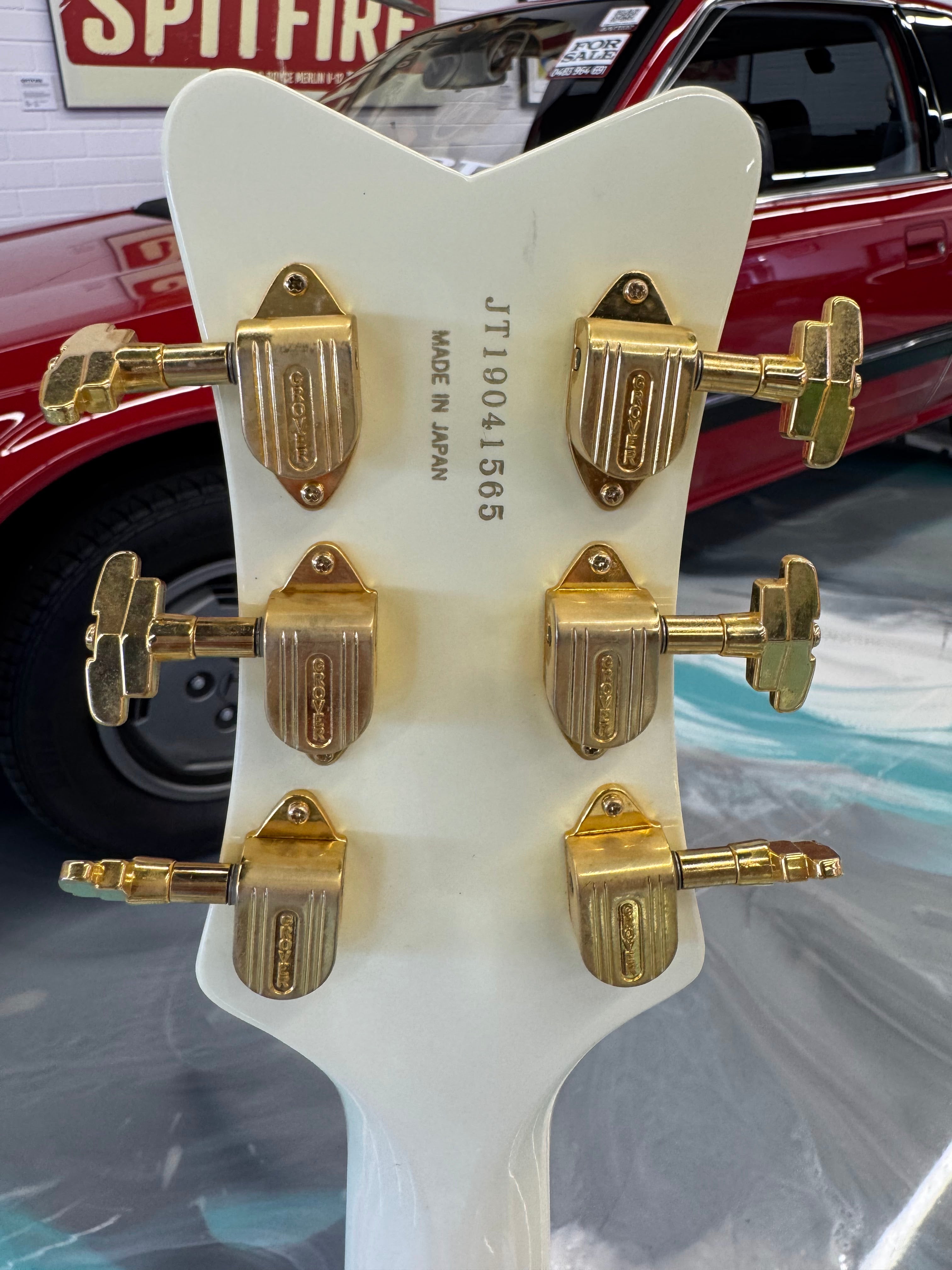 2019 Gretsch White Penguin Aged White