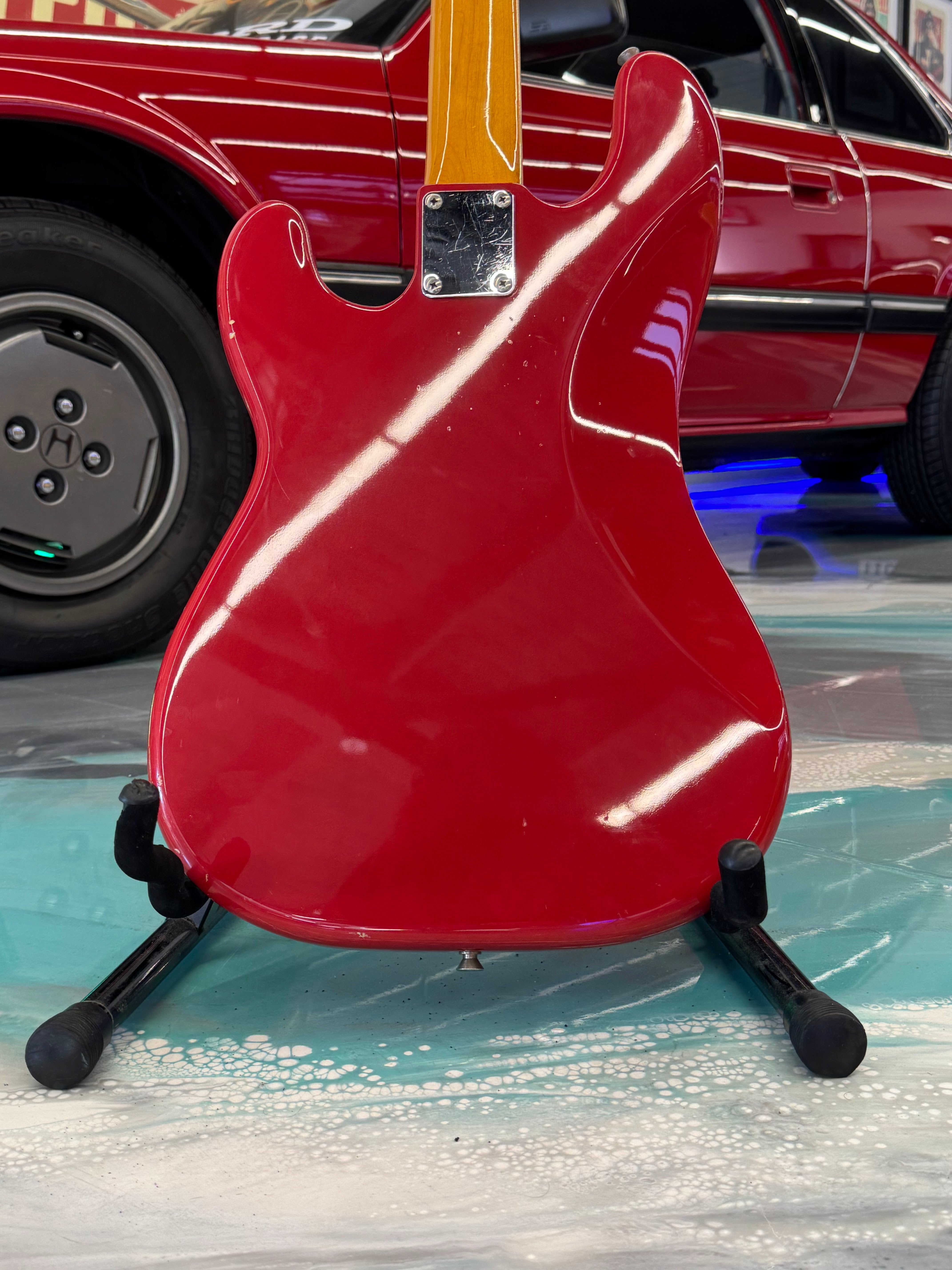 REISSUE 1962 Fender Precision Fretless in Fiesta Red