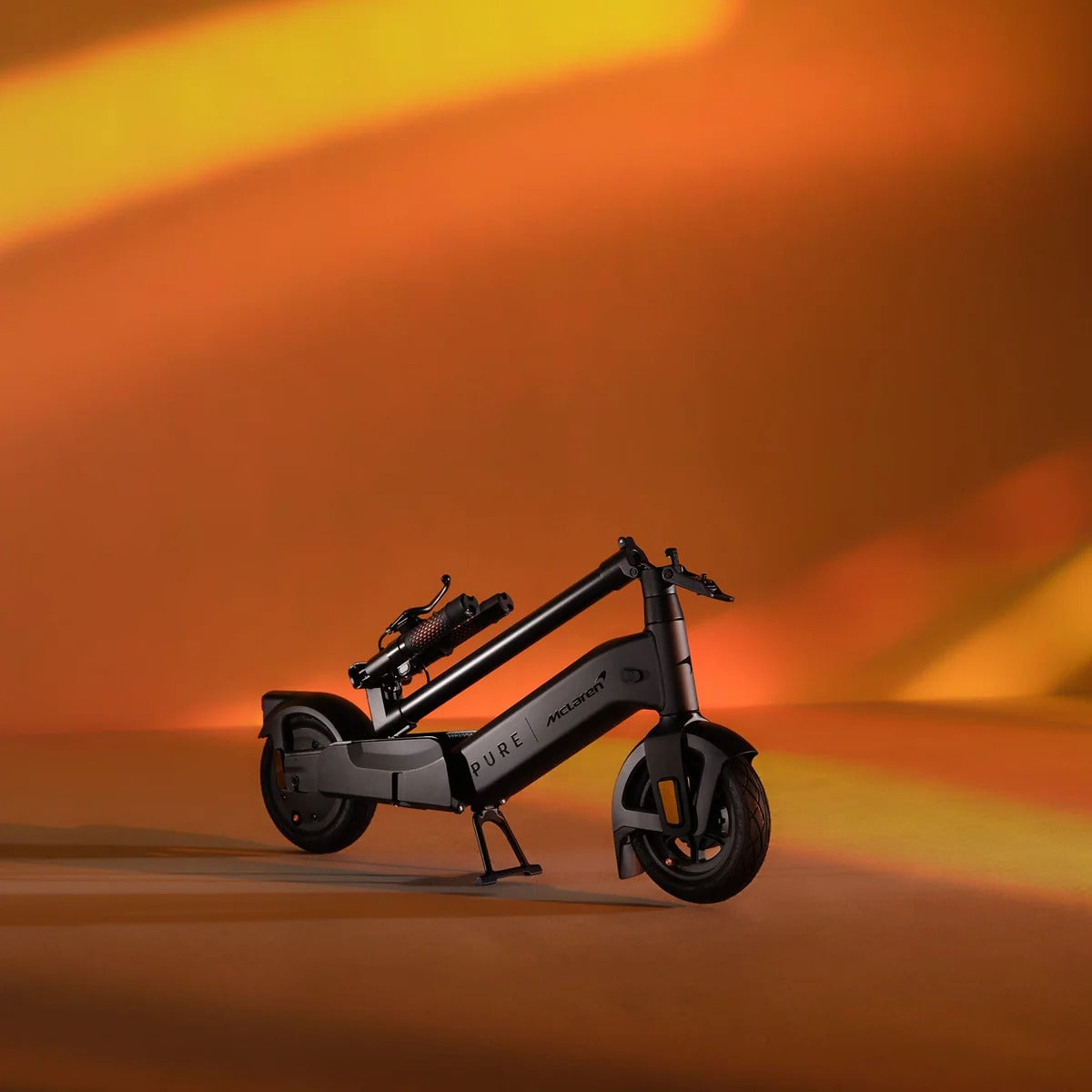 PURE X MCLAREN MP4-4 SATIN BLACK