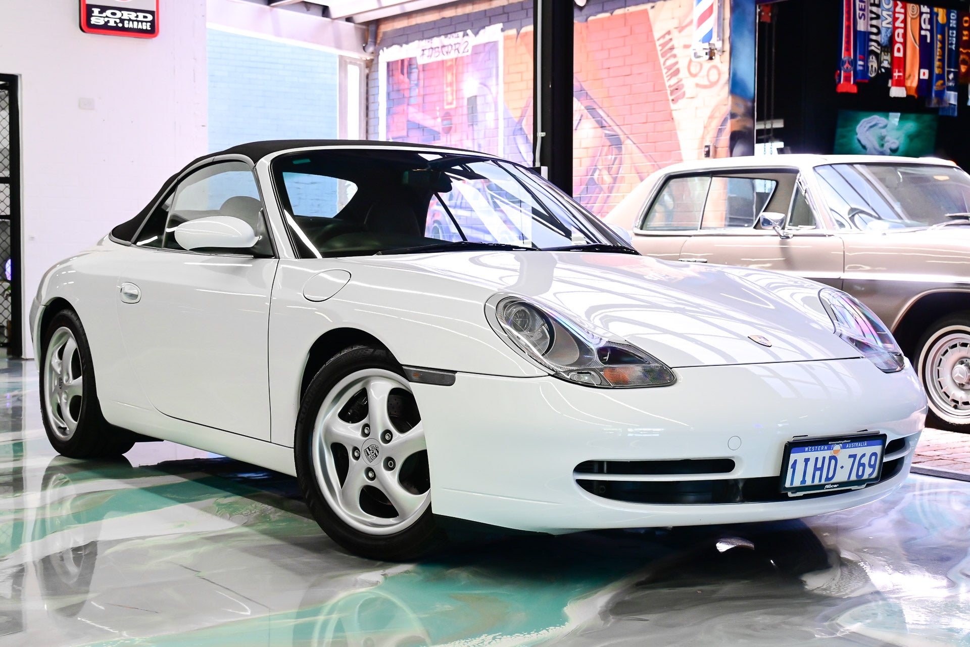 1999 Porsche 996 911 Carrera 4 Cabriolet