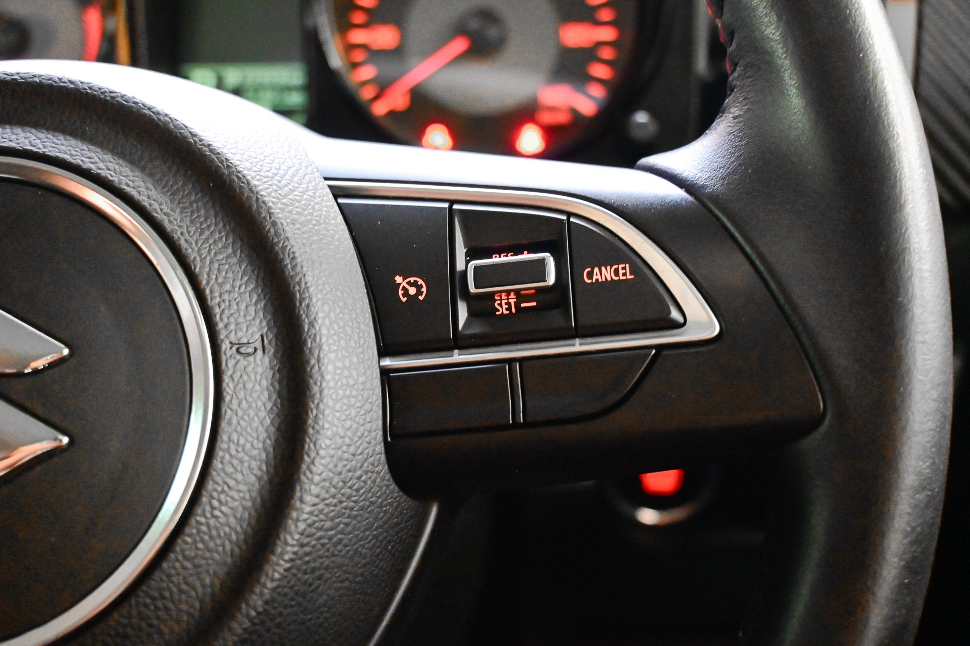 2020 Suzuki Jimny JB64 (JUNGLE GREEN)