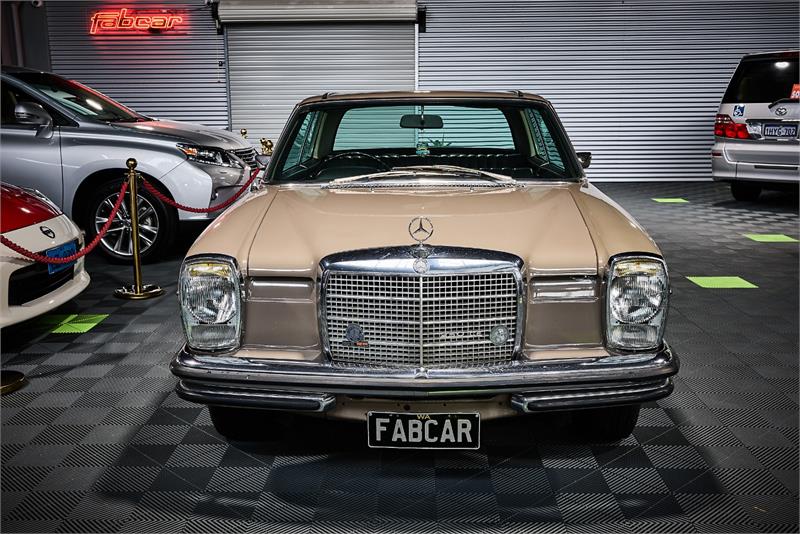 1969 Mercedes Benz 250CE
