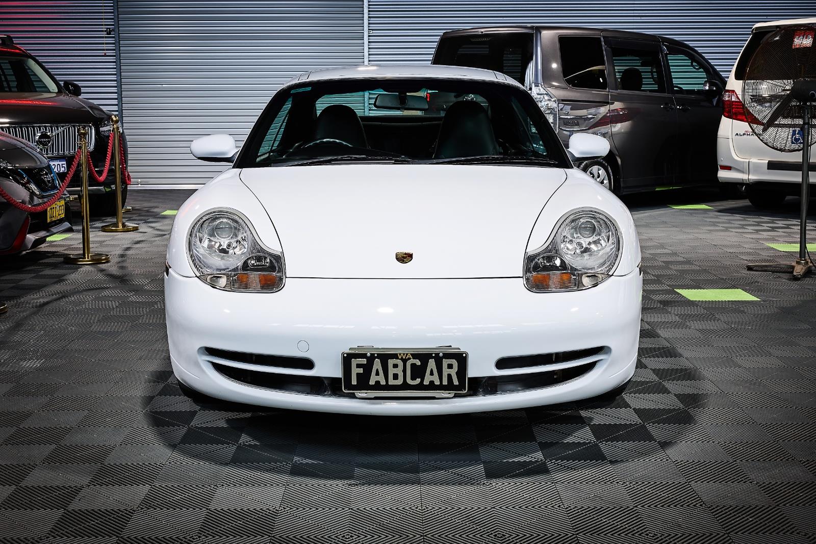 1999 Porsche 996 911 Carrera 4