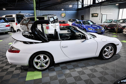 1999 Porsche 996 911 Carrera 4