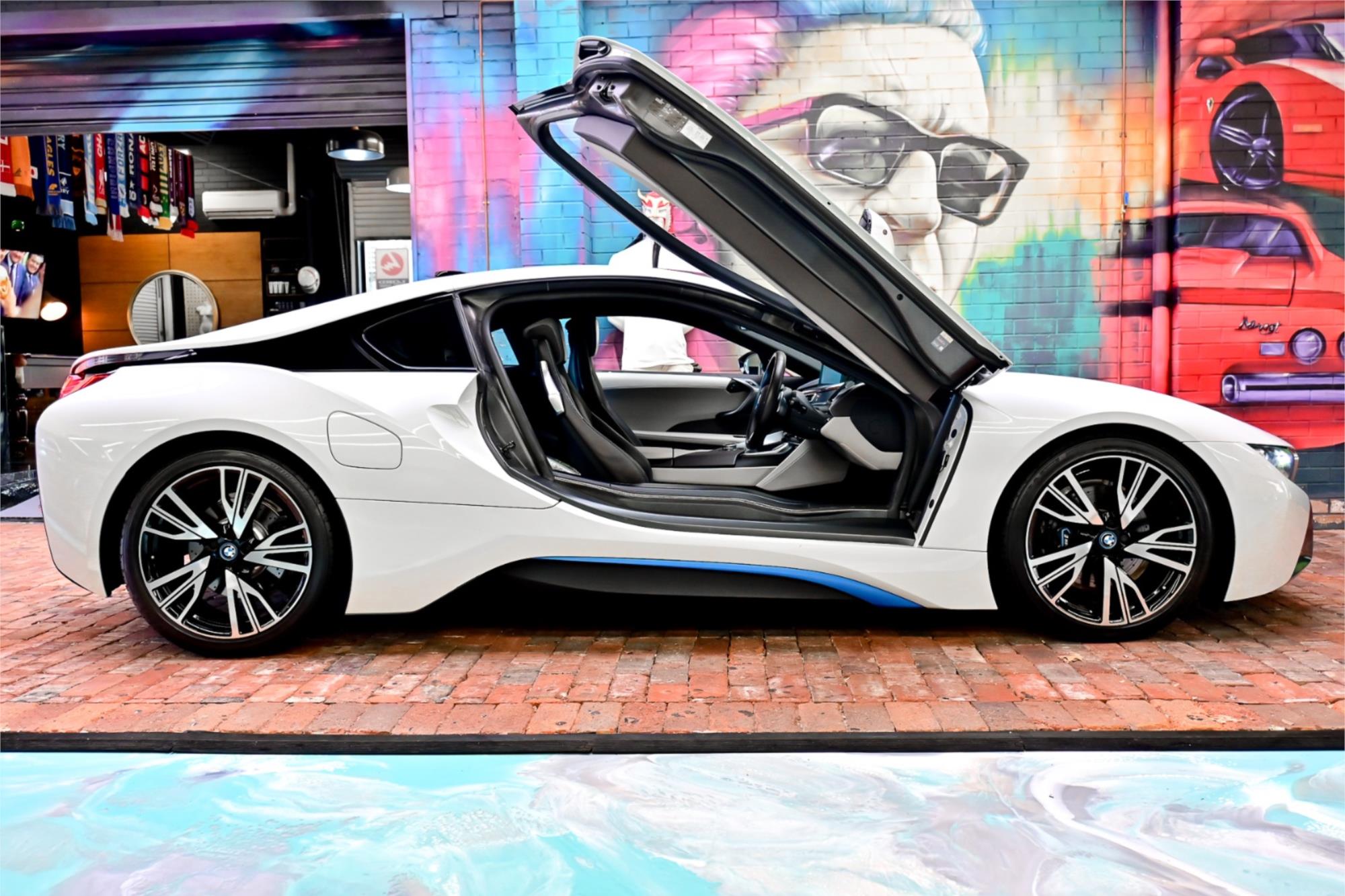 2015 BMW i8