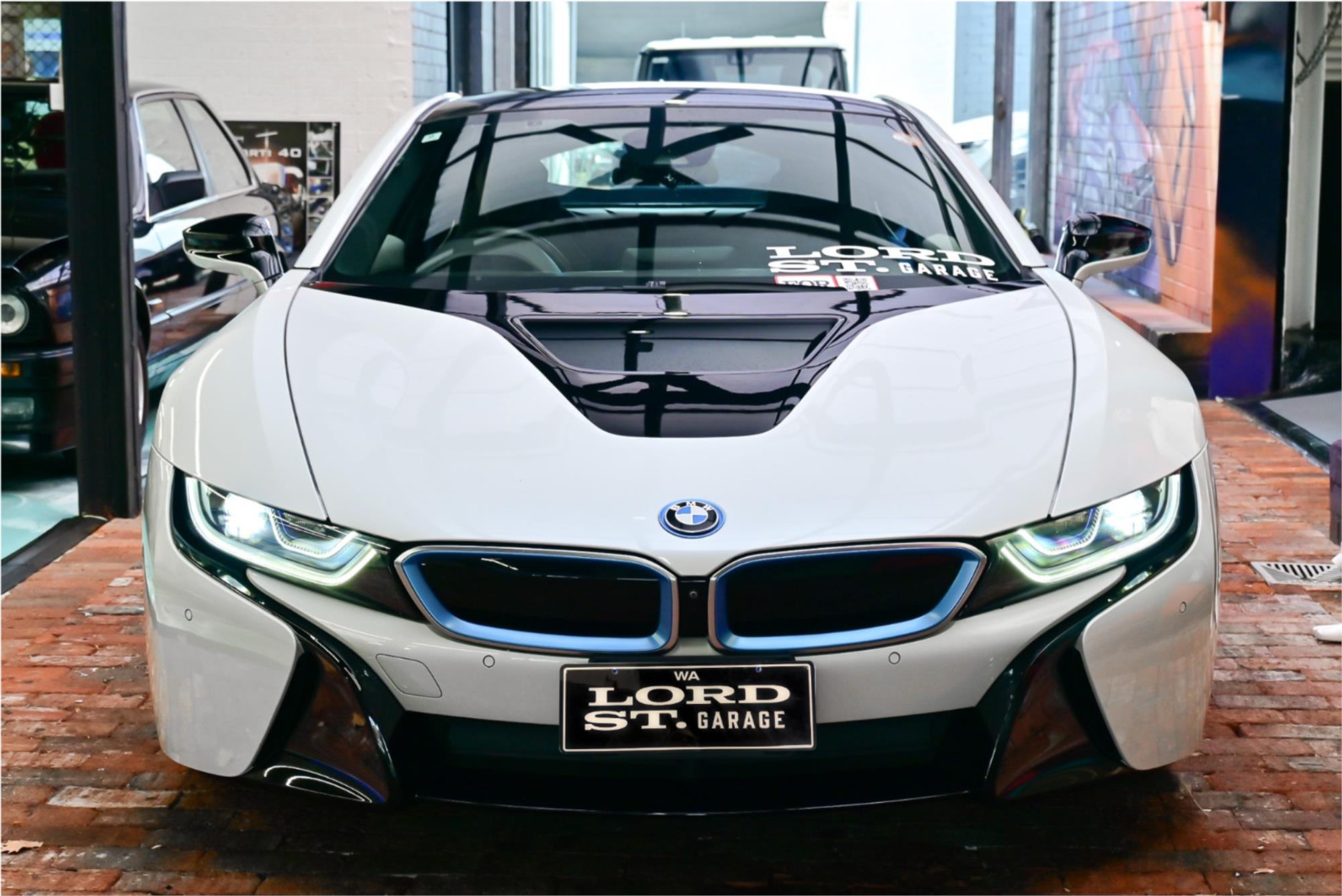 2015 BMW i8