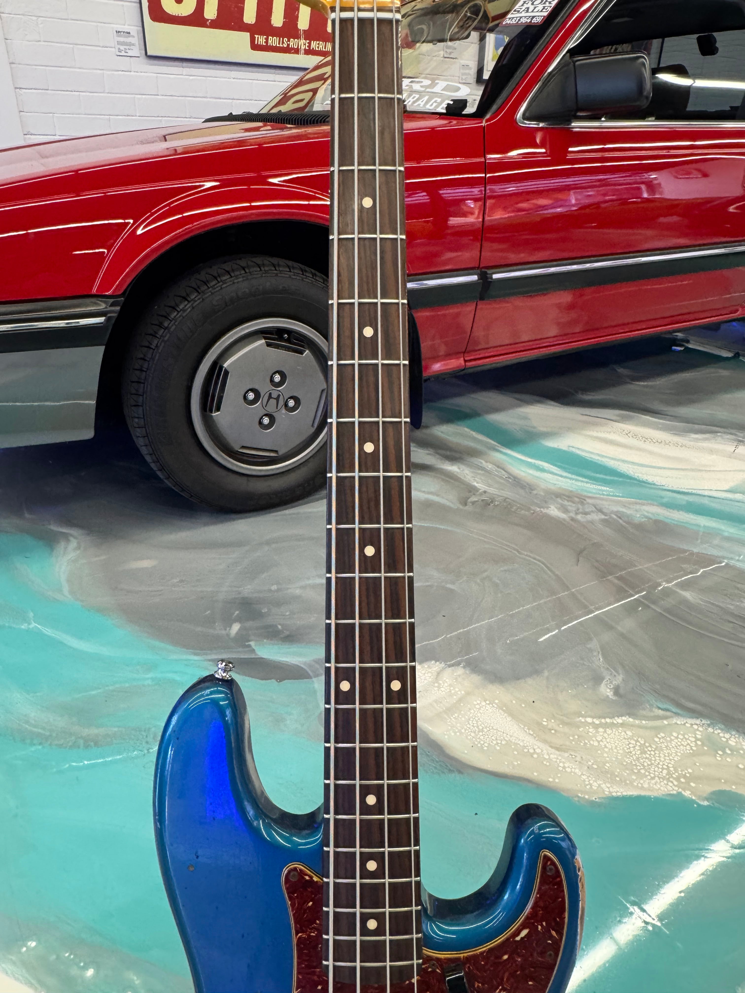 REISSUE 1963 Fender Precision Custom Shop Relic w/Alder Body, Maple on Rosewood