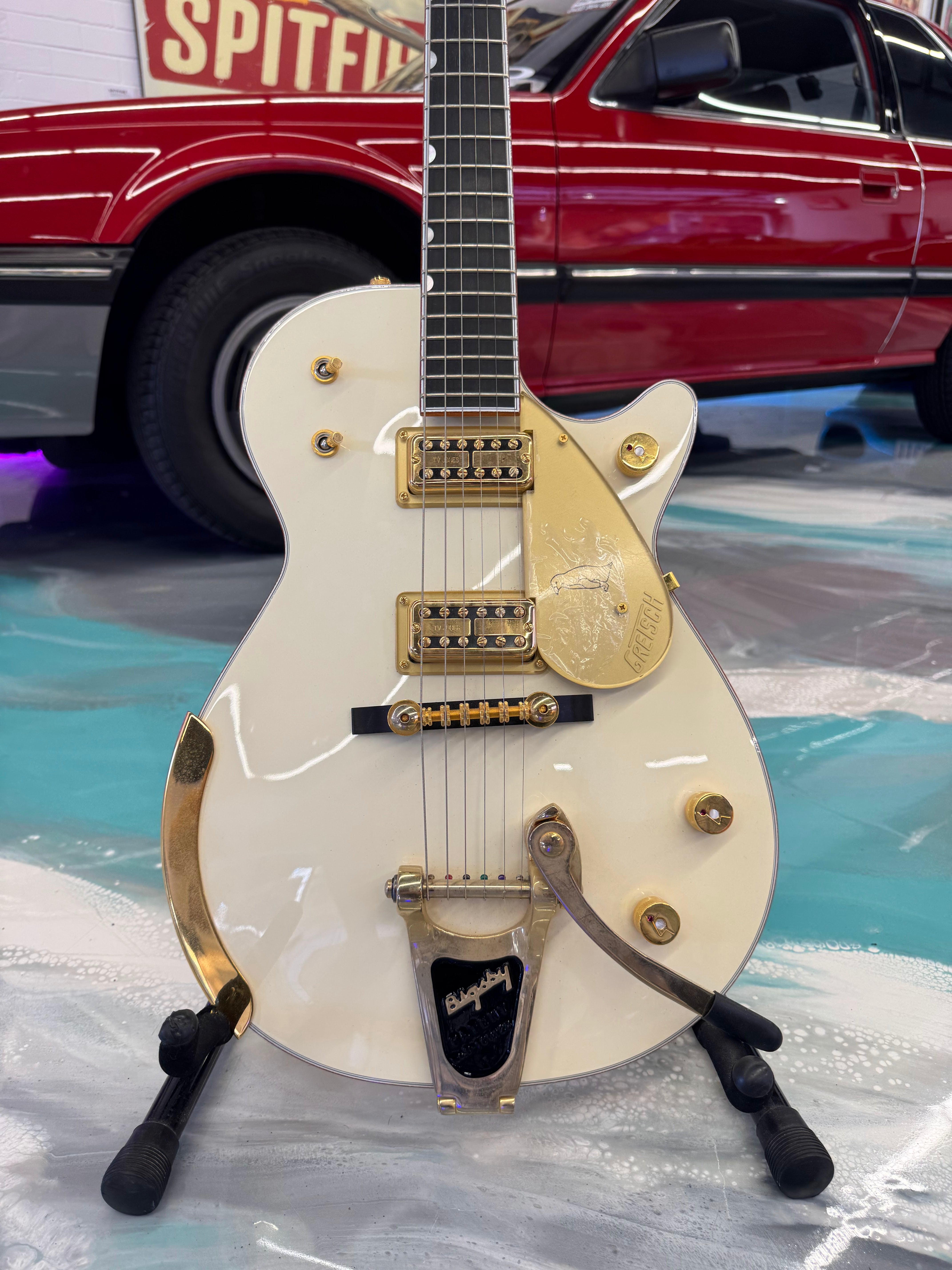 2019 Gretsch White Penguin Aged White