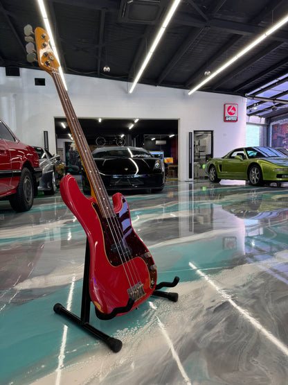 REISSUE 1962 Fender Precision Fretless in Fiesta Red