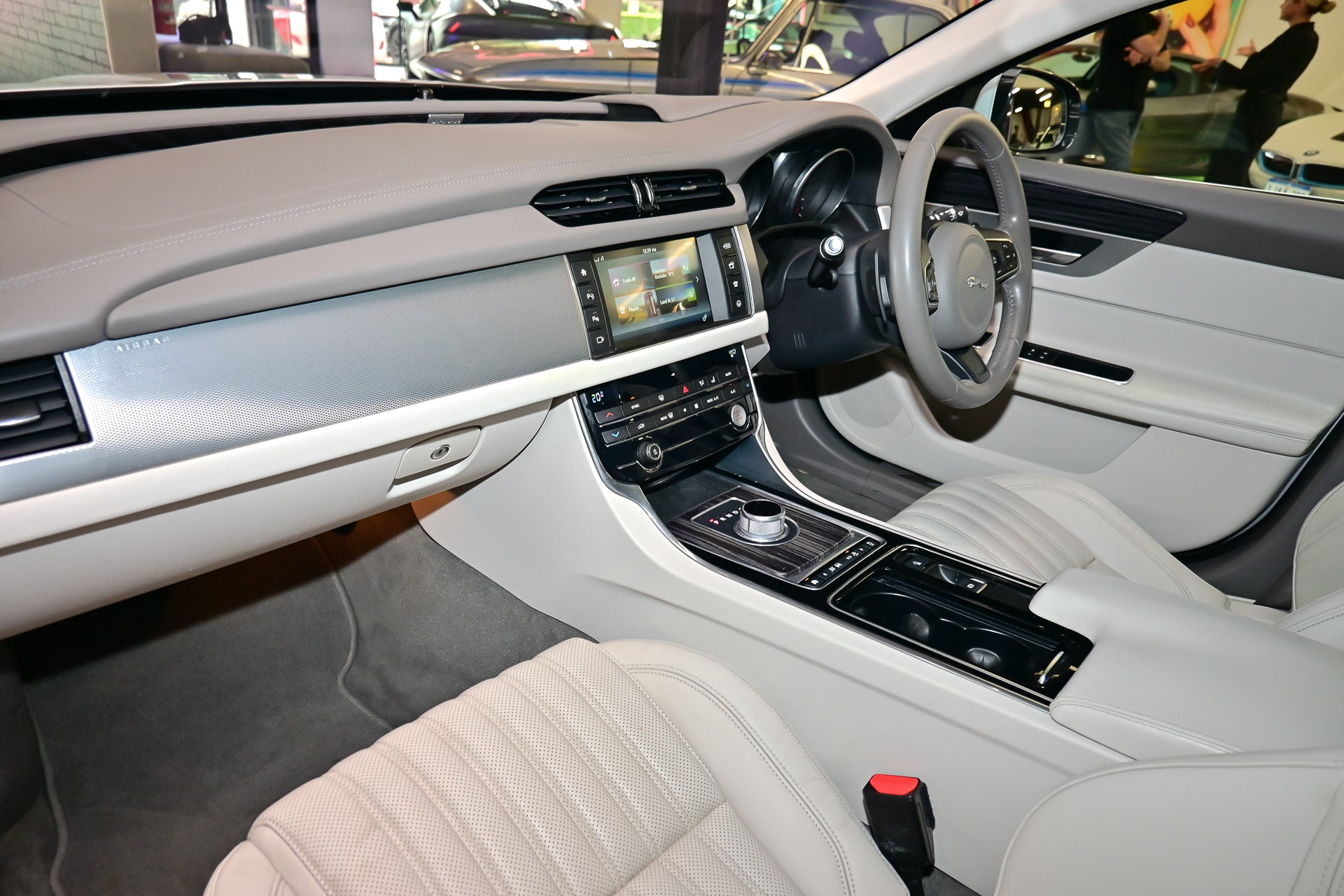 2015 Jaguar XF