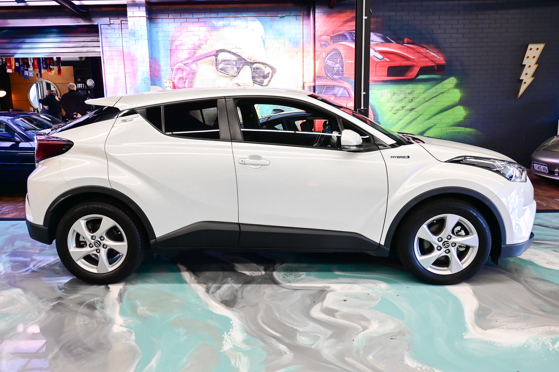 NEW ARRIVAL!! 2019 Toyota C-HR Koba Hybrid (WHITE)