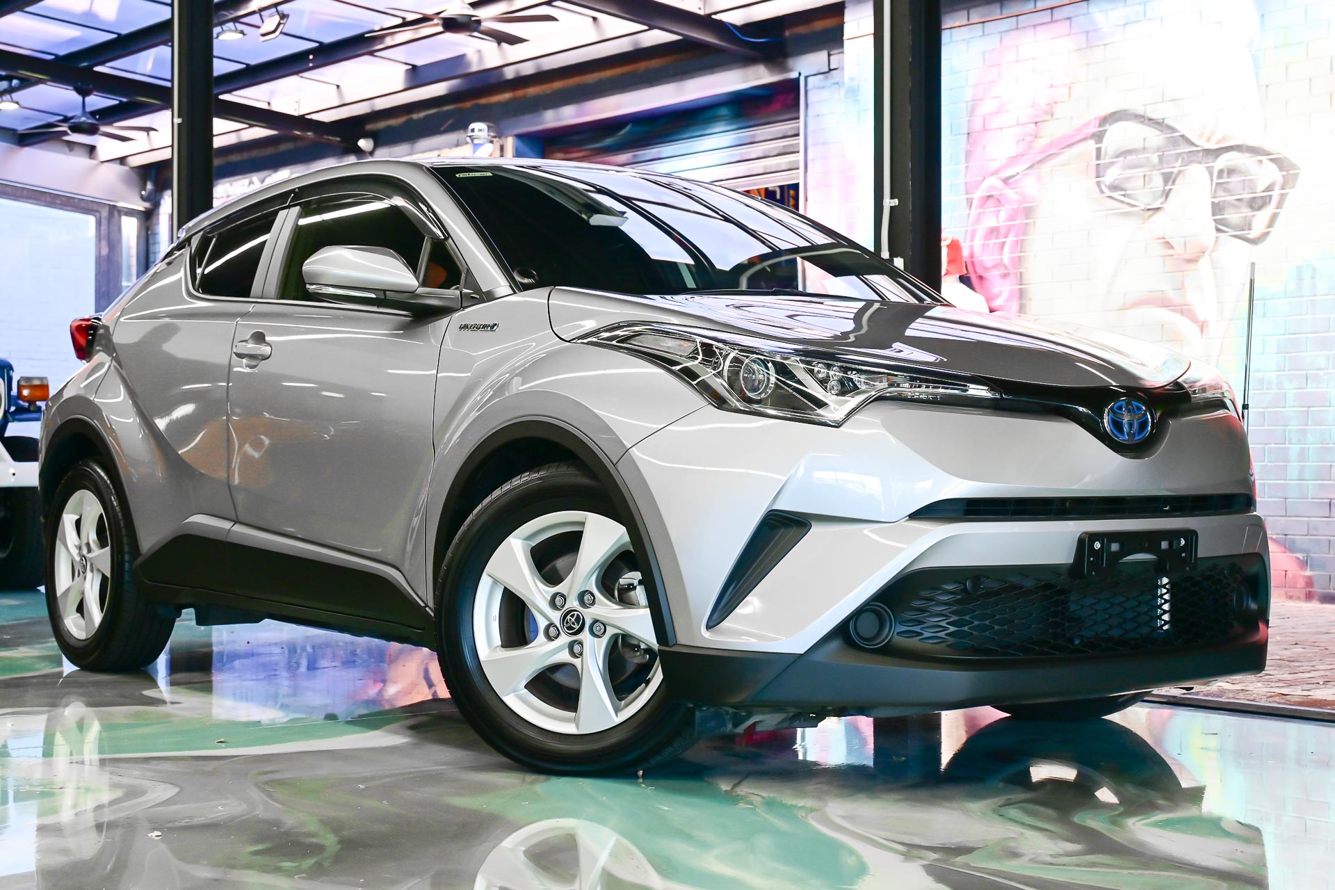 NEW ARRIVAL!! 2018 Toyota C-HR Koba Hybrid (SILVER)