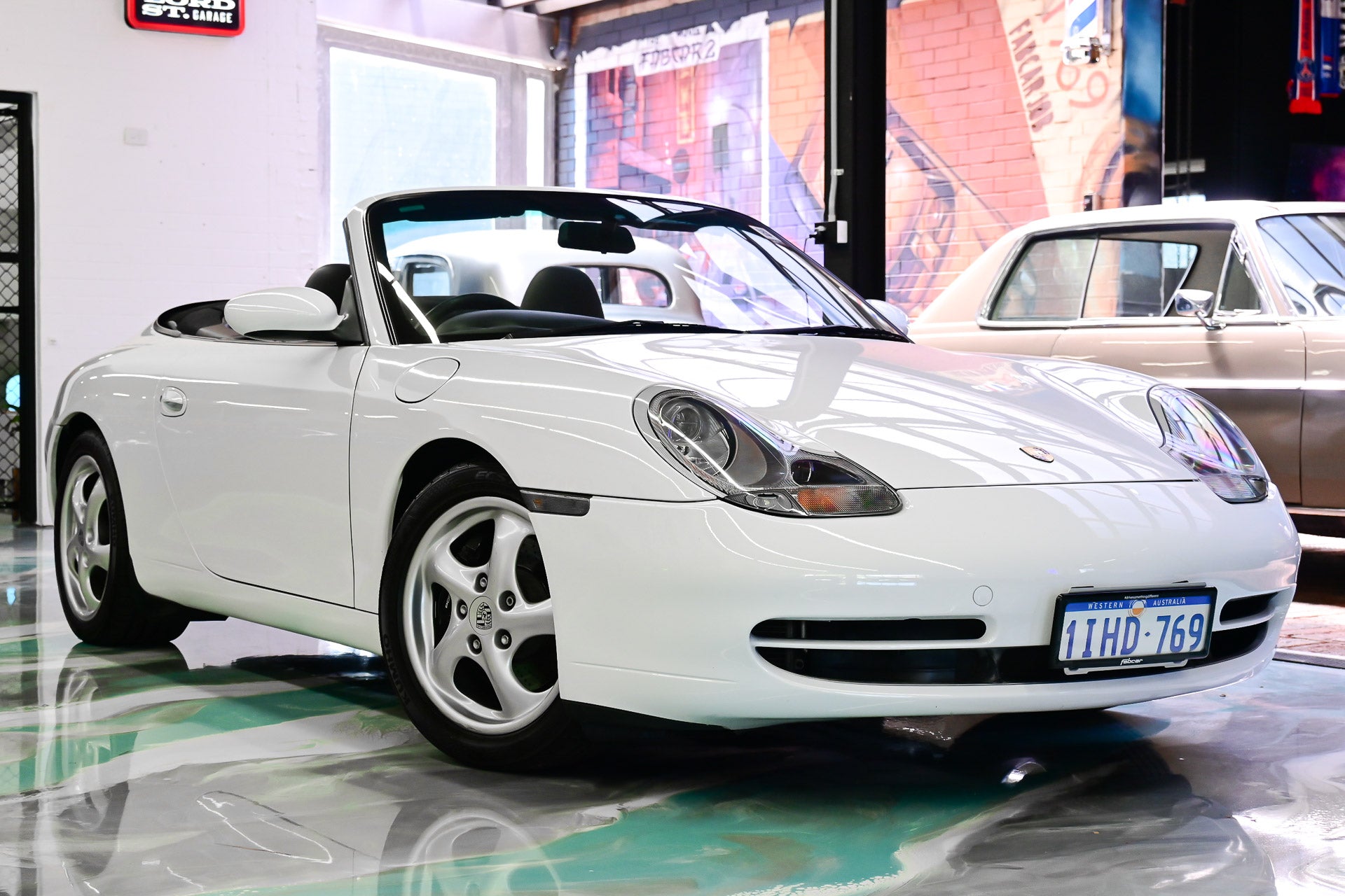 1999 Porsche 996 911 Carrera 4 Cabriolet