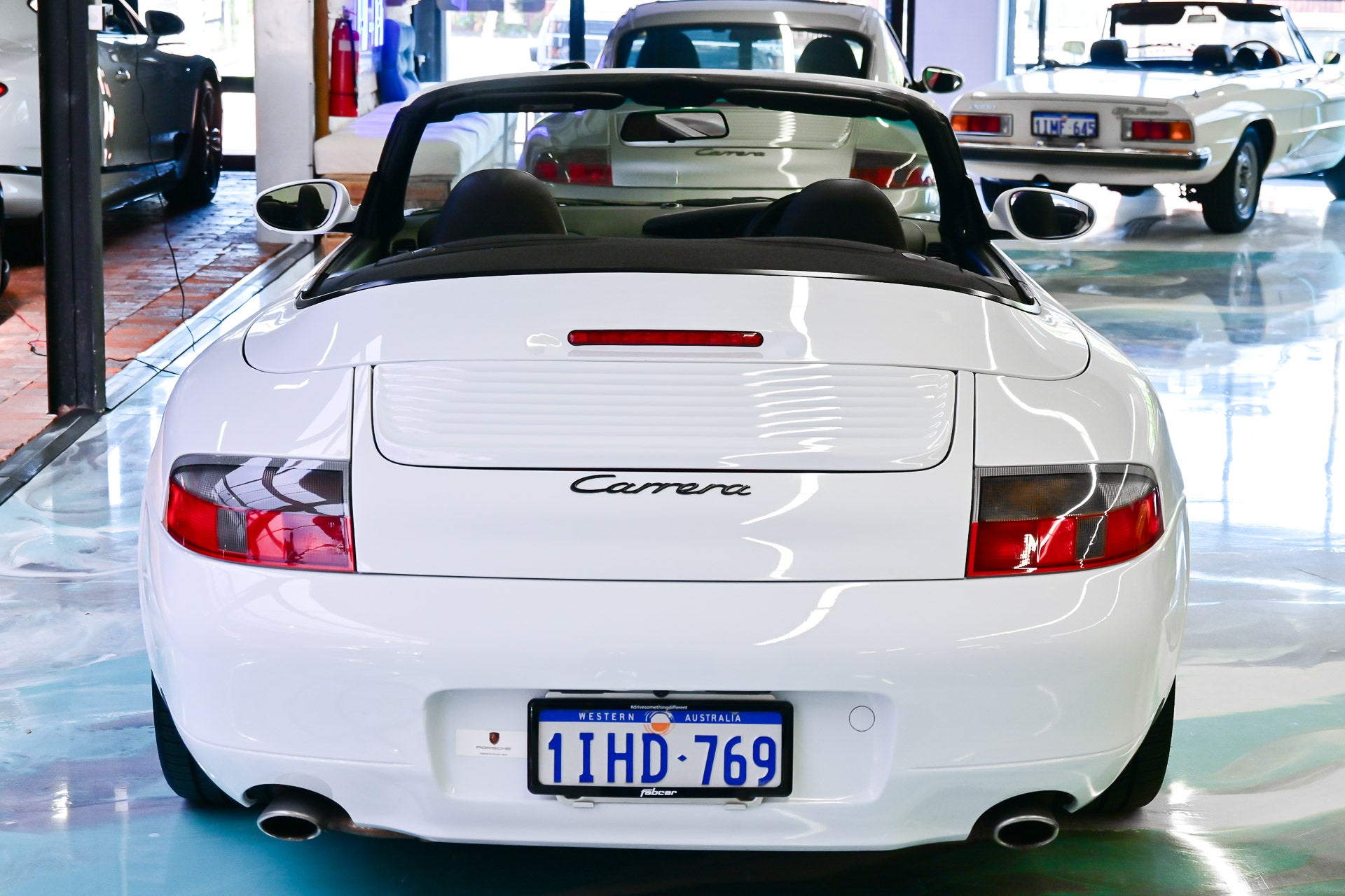 1999 Porsche 996 911 Carrera 4 Cabriolet
