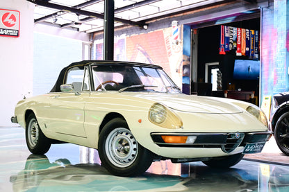 1975 Alfa Romeo Spider 2000 Veloce