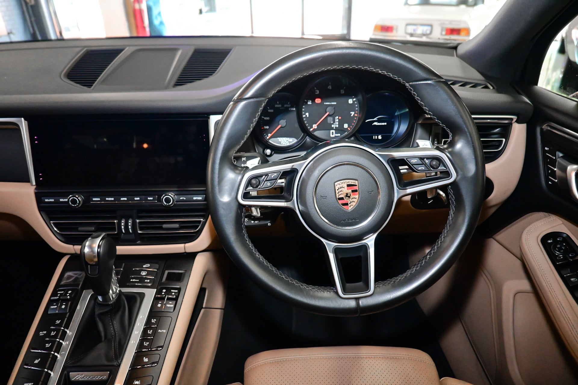 2021 Porsche Macan