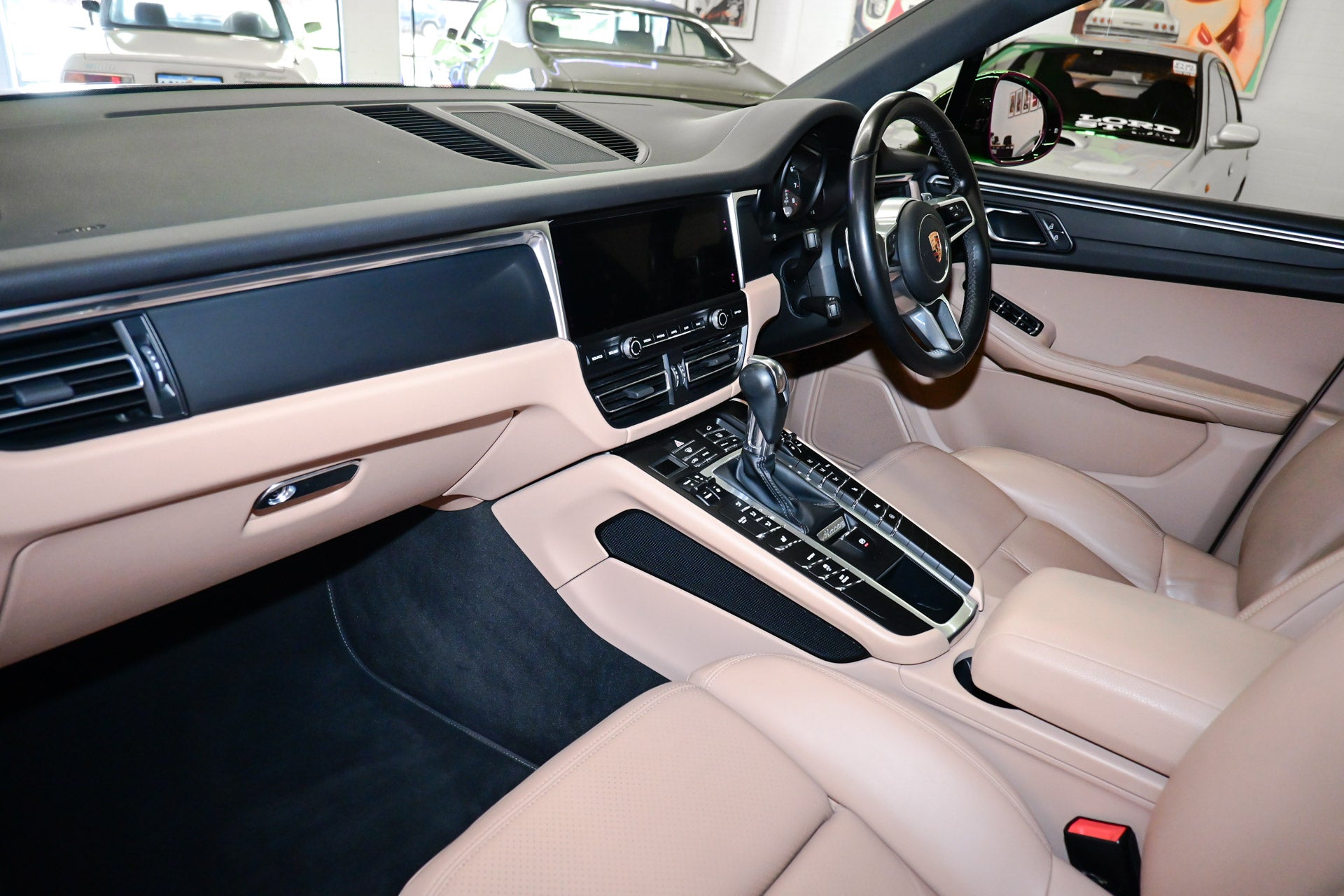 2021 Porsche Macan