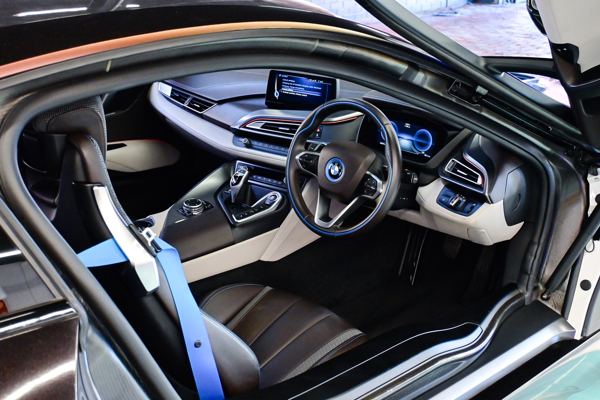 2015 BMW i8