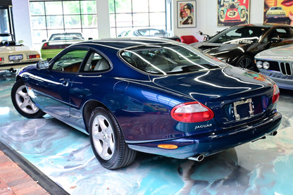2000 Jaguar XK8 Sport