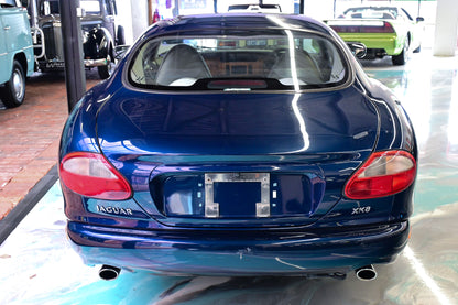 2000 Jaguar XK8 Sport