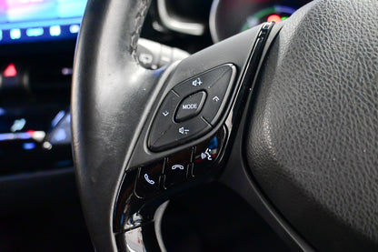 2019 Toyota C-HR S Wagon Hybrid (PEARL WHITE)